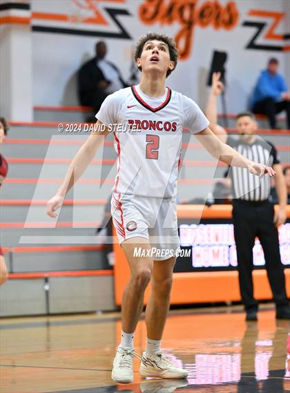 Thumbnail 3 in Patterson vs. Bella Vista (Tiger Classic) photogallery.