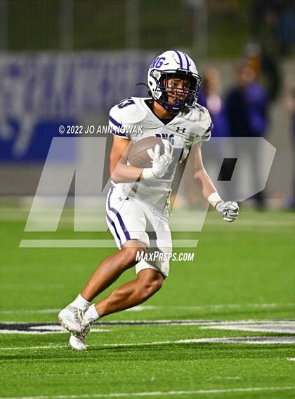 Thumbnail 1 in Port Neches-Groves vs. Liberty Hill (UIL 5A D2 Semifinal) photogallery.