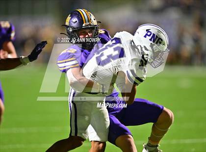 Thumbnail 3 in Port Neches-Groves vs. Liberty Hill (UIL 5A D2 Semifinal) photogallery.