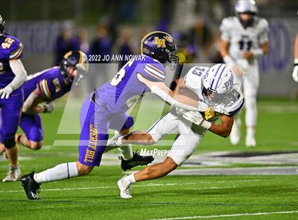 Thumbnail 2 in Port Neches-Groves vs. Liberty Hill (UIL 5A D2 Semifinal) photogallery.