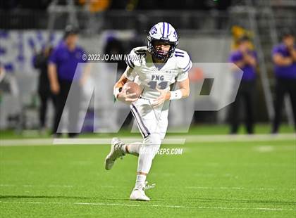 Thumbnail 2 in Port Neches-Groves vs. Liberty Hill (UIL 5A D2 Semifinal) photogallery.