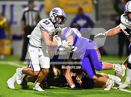 Thumbnail 2 in Port Neches-Groves vs. Liberty Hill (UIL 5A D2 Semifinal) photogallery.