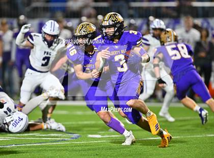 Thumbnail 2 in Port Neches-Groves vs. Liberty Hill (UIL 5A D2 Semifinal) photogallery.
