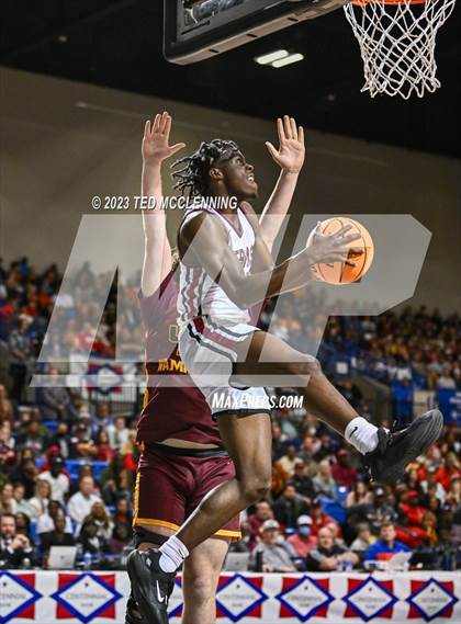 Thumbnail 3 in Pine Bluff vs. Lake Hamilton (AAA 5A State Final) photogallery.
