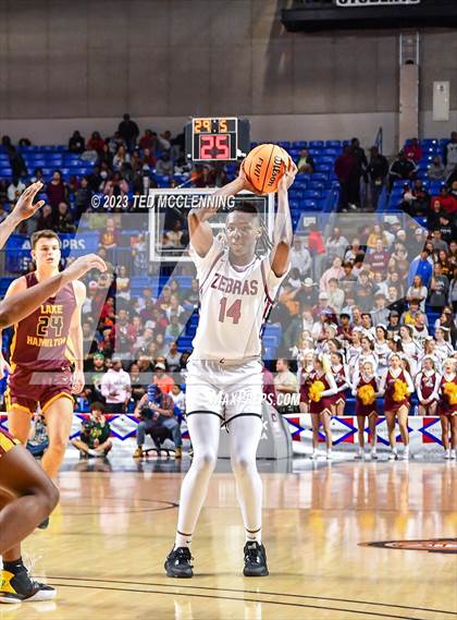 Thumbnail 2 in Pine Bluff vs. Lake Hamilton (AAA 5A State Final) photogallery.