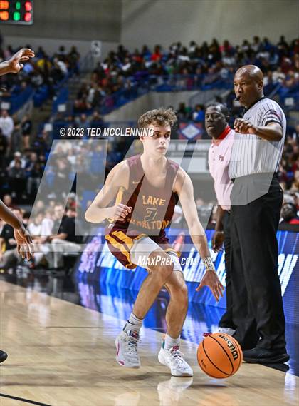 Thumbnail 2 in Pine Bluff vs. Lake Hamilton (AAA 5A State Final) photogallery.