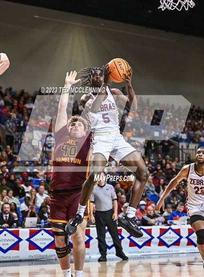 Thumbnail 3 in Pine Bluff vs. Lake Hamilton (AAA 5A State Final) photogallery.