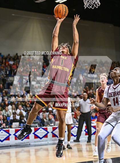 Thumbnail 2 in Pine Bluff vs. Lake Hamilton (AAA 5A State Final) photogallery.