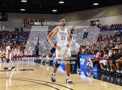 Thumbnail 1 in Pine Bluff vs. Lake Hamilton (AAA 5A State Final) photogallery.