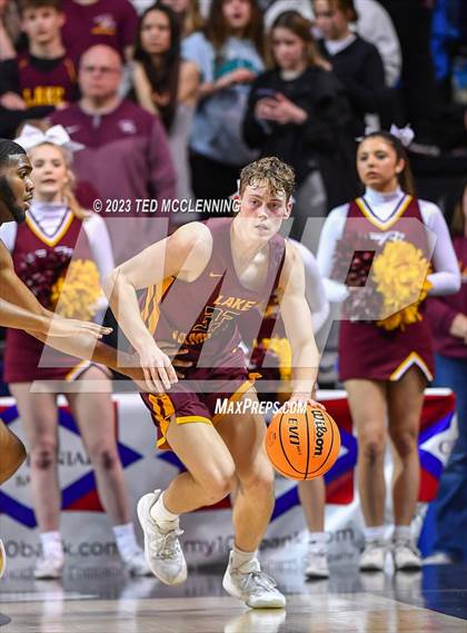 Thumbnail 1 in Pine Bluff vs. Lake Hamilton (AAA 5A State Final) photogallery.