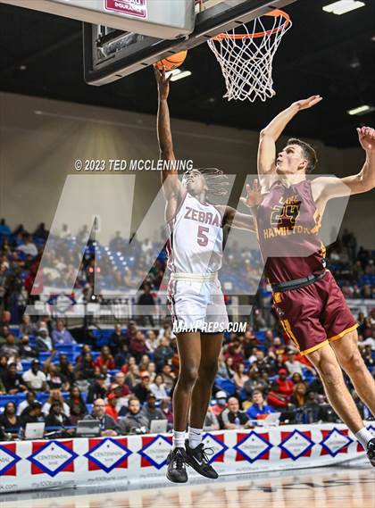 Thumbnail 2 in Pine Bluff vs. Lake Hamilton (AAA 5A State Final) photogallery.