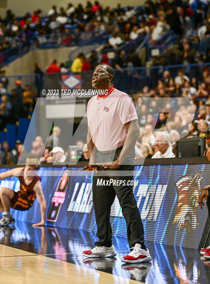Thumbnail 2 in Pine Bluff vs. Lake Hamilton (AAA 5A State Final) photogallery.
