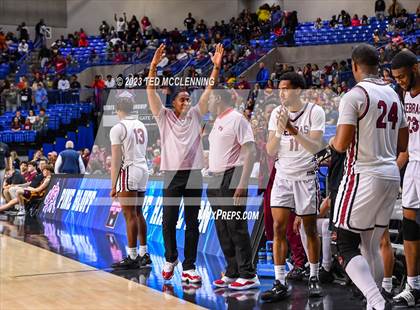 Thumbnail 3 in Pine Bluff vs. Lake Hamilton (AAA 5A State Final) photogallery.