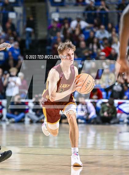 Thumbnail 2 in Pine Bluff vs. Lake Hamilton (AAA 5A State Final) photogallery.