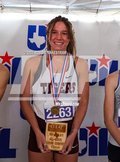 Thumbnail 3 in UIL Cross Country 5A Finals (3200) photogallery.