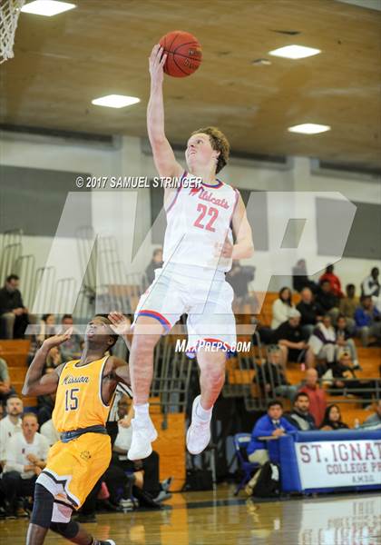 Thumbnail 3 in Mission vs. St. Ignatius (Leo LaRocca Sand Dune Classic) photogallery.