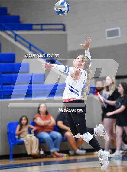 Thumbnail 2 in Weatherford Christian @ Lipan photogallery.