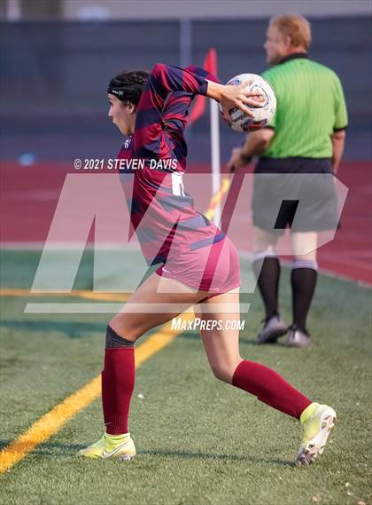 Thumbnail 3 in Xavier College Prep @ Perry (AIA 6A Semifinal) photogallery.