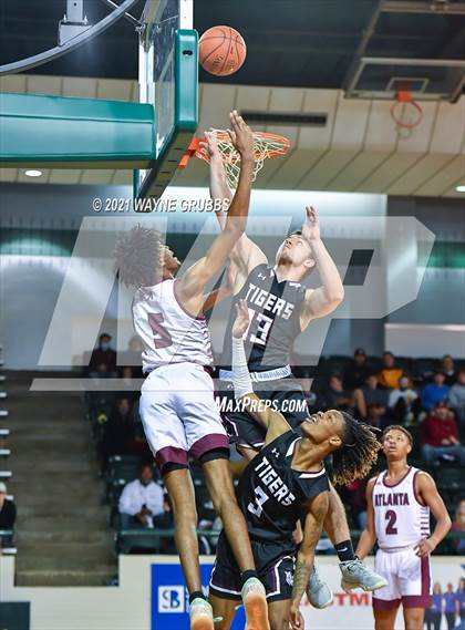 Thumbnail 1 in Arp @ Atlanta (UIL 3A Area Playoff) photogallery.