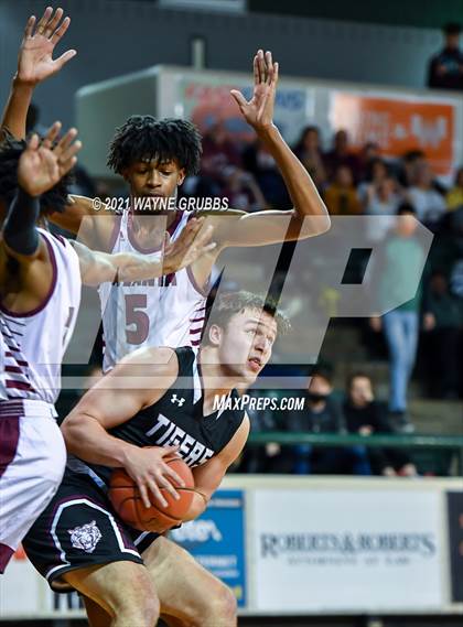 Thumbnail 2 in Arp @ Atlanta (UIL 3A Area Playoff) photogallery.