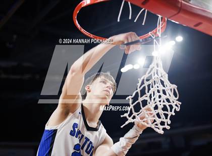 Thumbnail 1 in Shelton vs. Maywood/Hayes Center (NSAA Class D2 Final) photogallery.