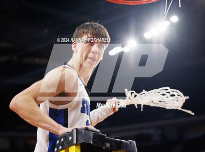 Thumbnail 2 in Shelton vs. Maywood/Hayes Center (NSAA Class D2 Final) photogallery.