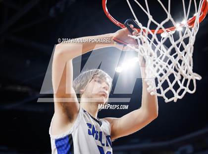 Thumbnail 2 in Shelton vs. Maywood/Hayes Center (NSAA Class D2 Final) photogallery.