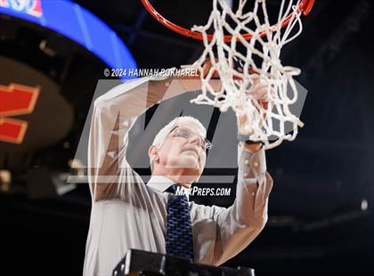 Thumbnail 2 in Shelton vs. Maywood/Hayes Center (NSAA Class D2 Final) photogallery.