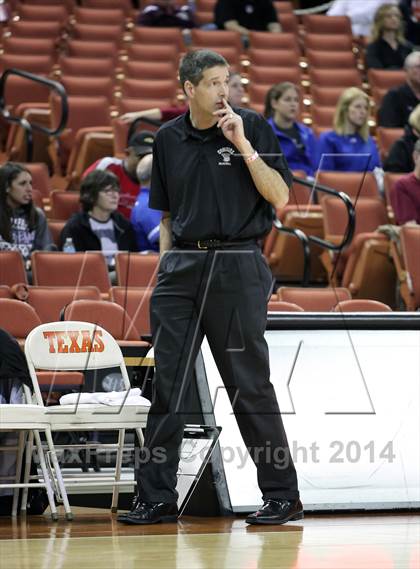 Thumbnail 1 in Plains vs. Kerens (UIL 1A Division 1 Final) photogallery.