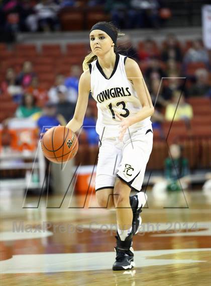 Thumbnail 2 in Plains vs. Kerens (UIL 1A Division 1 Final) photogallery.