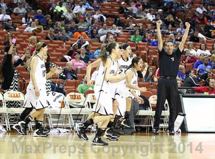 Thumbnail 1 in Plains vs. Kerens (UIL 1A Division 1 Final) photogallery.