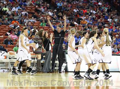 Thumbnail 2 in Plains vs. Kerens (UIL 1A Division 1 Final) photogallery.