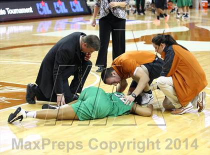 Thumbnail 1 in Plains vs. Kerens (UIL 1A Division 1 Final) photogallery.