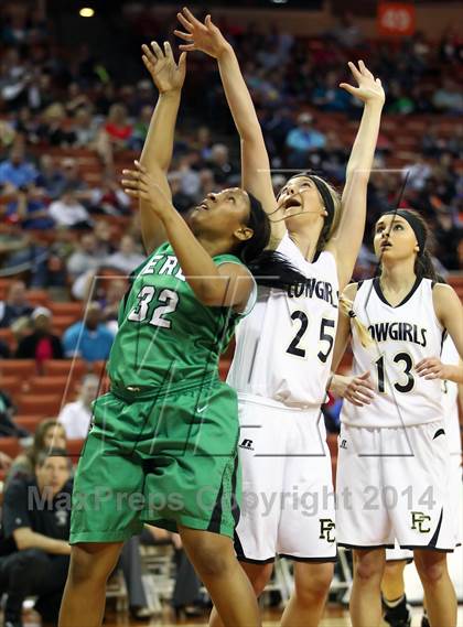 Thumbnail 2 in Plains vs. Kerens (UIL 1A Division 1 Final) photogallery.