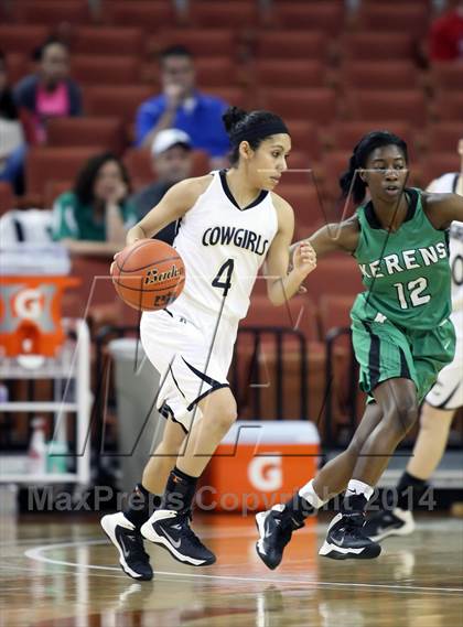 Thumbnail 2 in Plains vs. Kerens (UIL 1A Division 1 Final) photogallery.