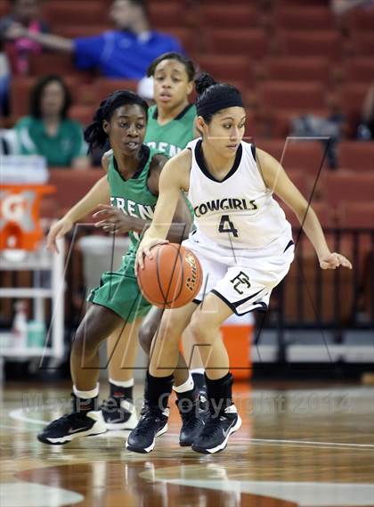 Thumbnail 2 in Plains vs. Kerens (UIL 1A Division 1 Final) photogallery.