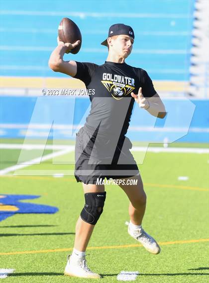 Thumbnail 3 in Goldwater vs. Chino Valley (Prescott 7v7) photogallery.