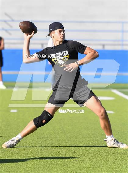 Thumbnail 3 in Goldwater vs. Chino Valley (Prescott 7v7) photogallery.