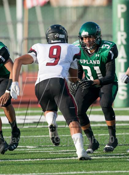 Thumbnail 2 in Upland vs Oaks Christian (UT Honor Bowl) photogallery.