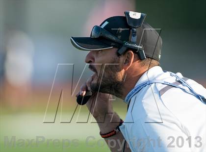 Thumbnail 3 in Upland vs Oaks Christian (UT Honor Bowl) photogallery.