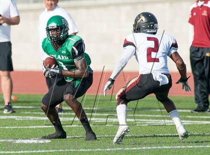Thumbnail 1 in Upland vs Oaks Christian (UT Honor Bowl) photogallery.