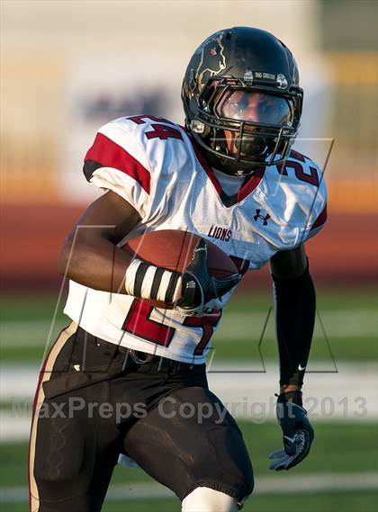 Thumbnail 3 in Upland vs Oaks Christian (UT Honor Bowl) photogallery.