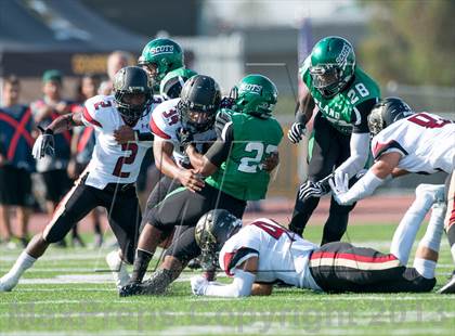 Thumbnail 1 in Upland vs Oaks Christian (UT Honor Bowl) photogallery.