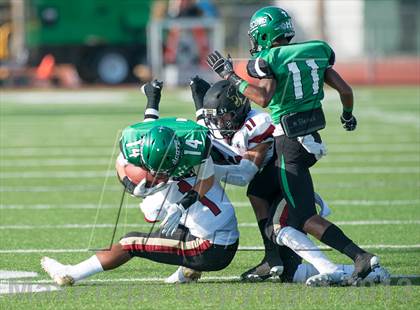 Thumbnail 1 in Upland vs Oaks Christian (UT Honor Bowl) photogallery.