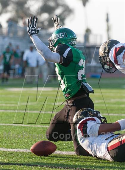 Thumbnail 3 in Upland vs Oaks Christian (UT Honor Bowl) photogallery.