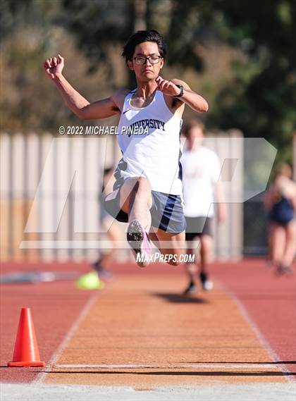 Thumbnail 2 in University @ Laguna Hills photogallery.