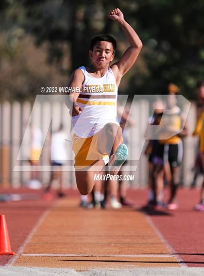 Thumbnail 3 in University @ Laguna Hills photogallery.