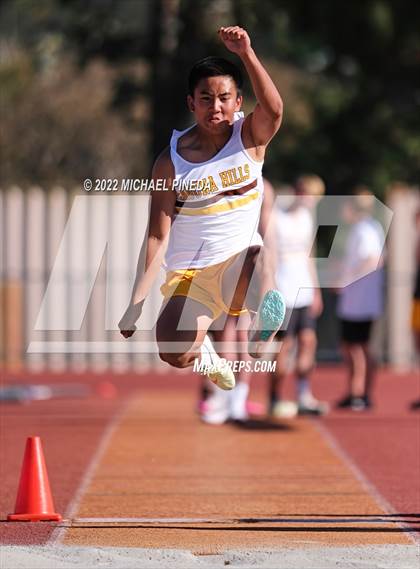 Thumbnail 2 in University @ Laguna Hills photogallery.