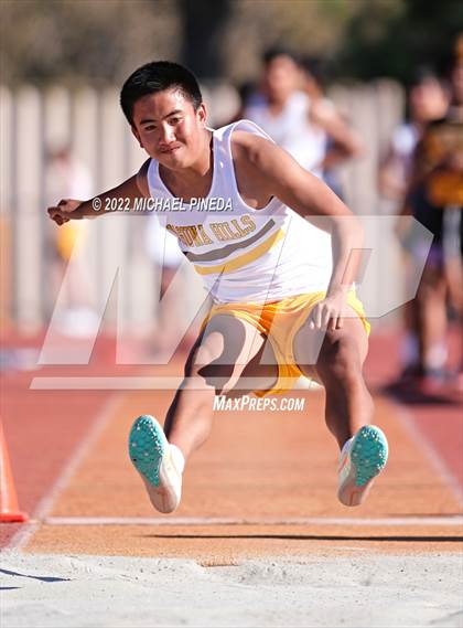 Thumbnail 2 in University @ Laguna Hills photogallery.
