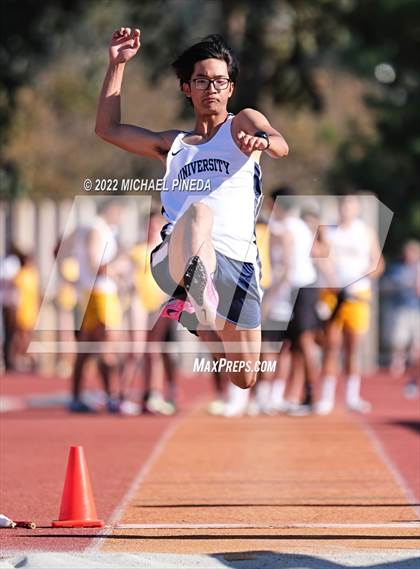 Thumbnail 1 in University @ Laguna Hills photogallery.